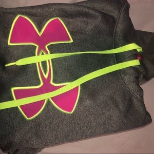 Under Armor Sweatshirt